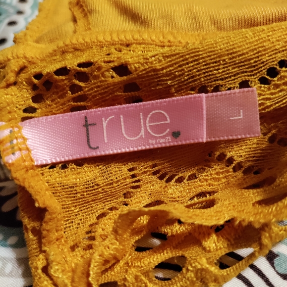 Rue21 Gold Floral Bralette Top - Picture 2 of 2